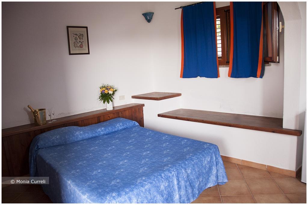 ホテル Camping Baia Saraceno パラーウ 部屋 写真