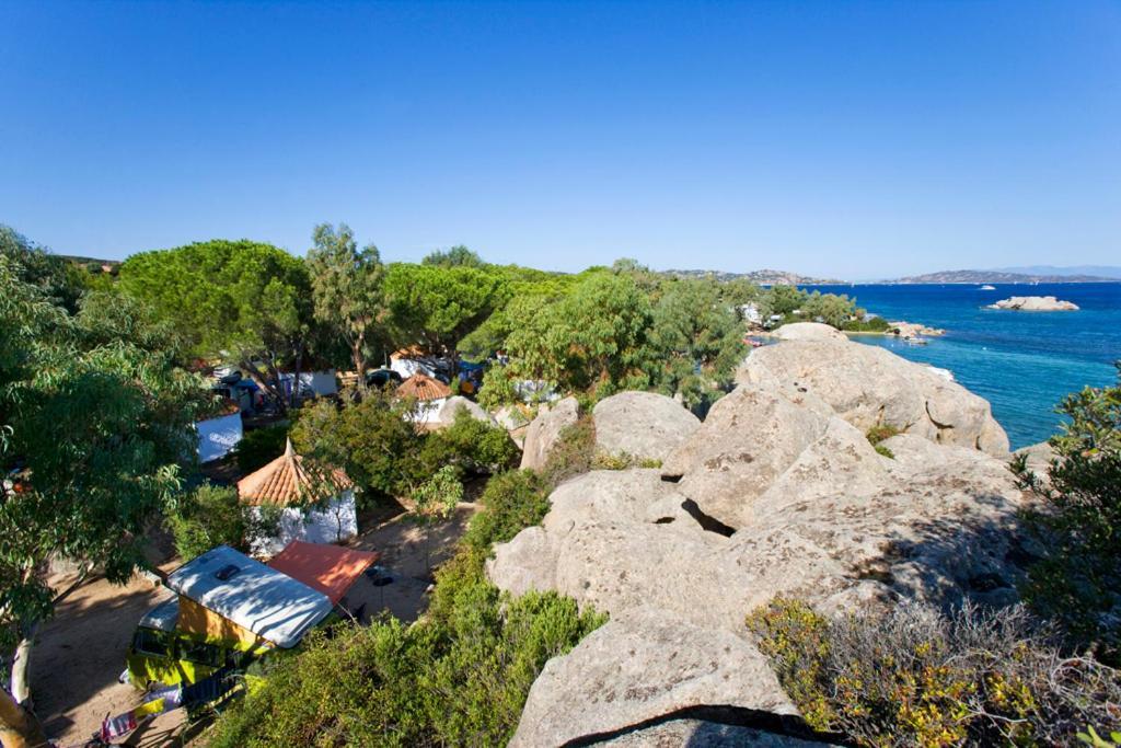 ホテル Camping Baia Saraceno パラーウ エクステリア 写真