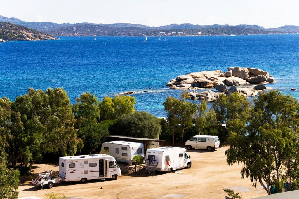 ホテル Camping Baia Saraceno パラーウ エクステリア 写真