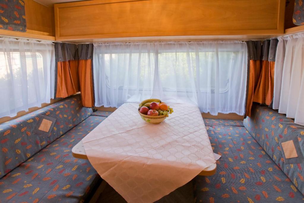 ホテル Camping Baia Saraceno パラーウ 部屋 写真