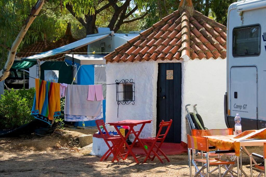 ホテル Camping Baia Saraceno パラーウ 部屋 写真